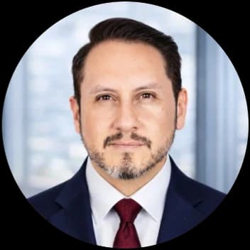Mario Navarrete, fundador de MN-CRITERIO Consulting